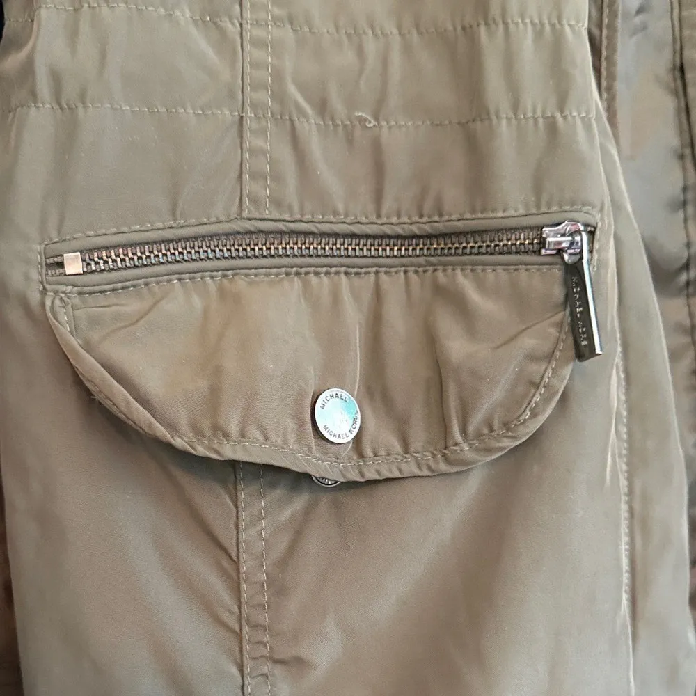 Michael Kors Olive Utility Jacket | Small | Pocket Hood | Gorpcore | Casual Luxe - Image 4