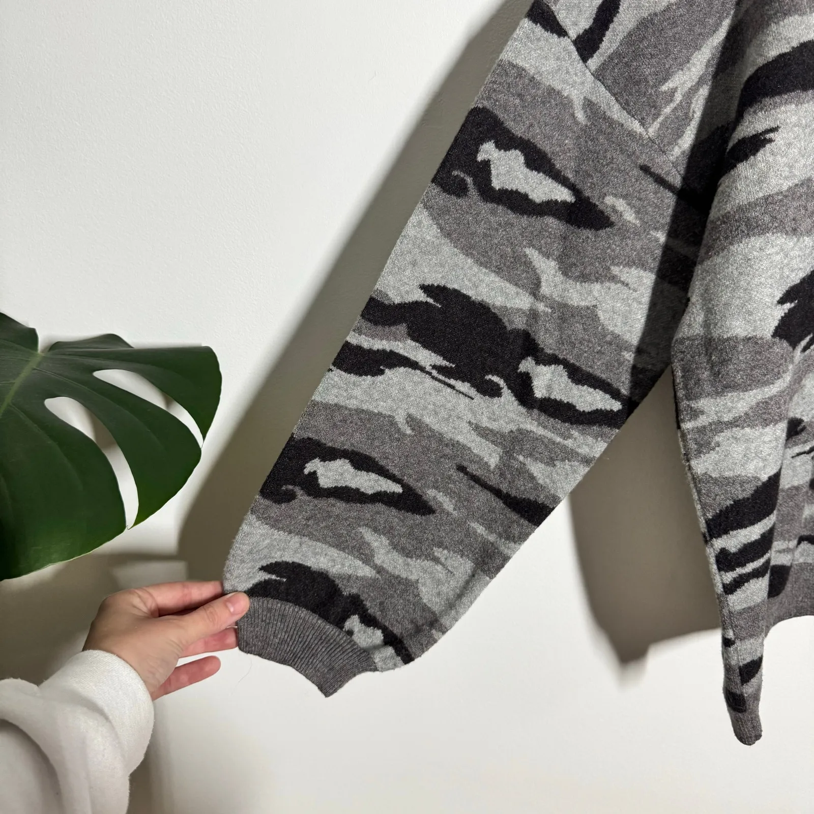 Kerisma Camo Angora Blend Pull Over Sweater S/M Gray Black Bishop Sleeve Boxy - Image 3