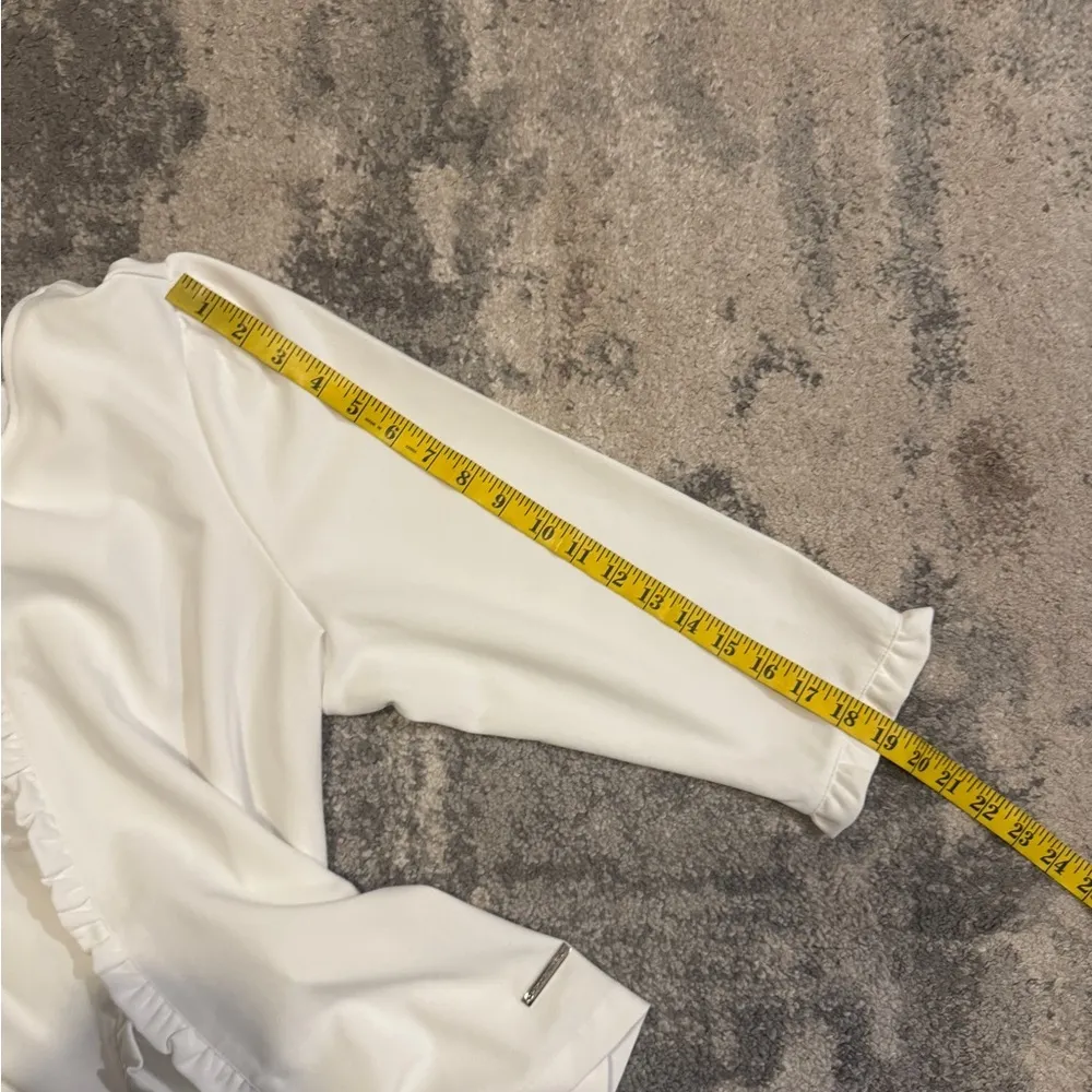 Adrienne Vittaoini  White Ruffle Trim Women's Top - Image 7