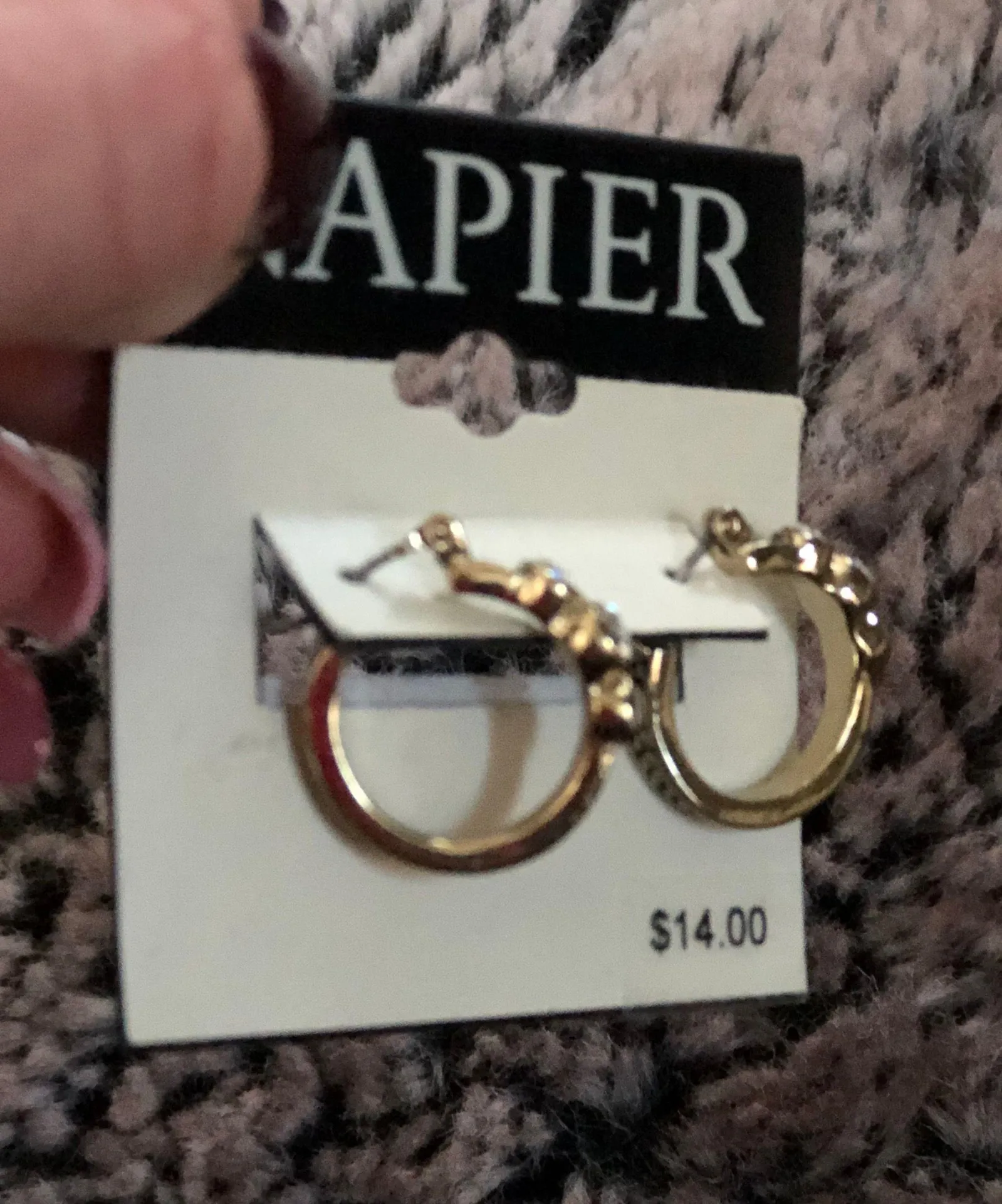 New Earrings Gold Little Hoops - Image 9