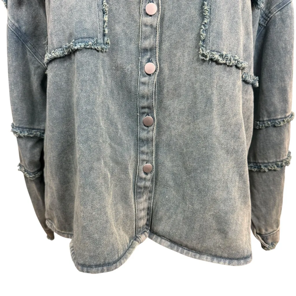 POL Frayed Denim Shacket Jacket Size L Blue Snap Front Distressed Western Style - Image 3