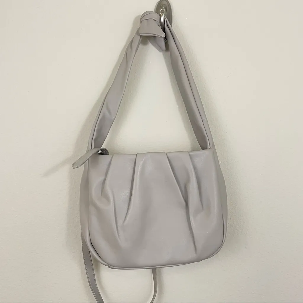 Banana Republic Gray Soft Tie‎ Strap Shoulder Bag - Image 2