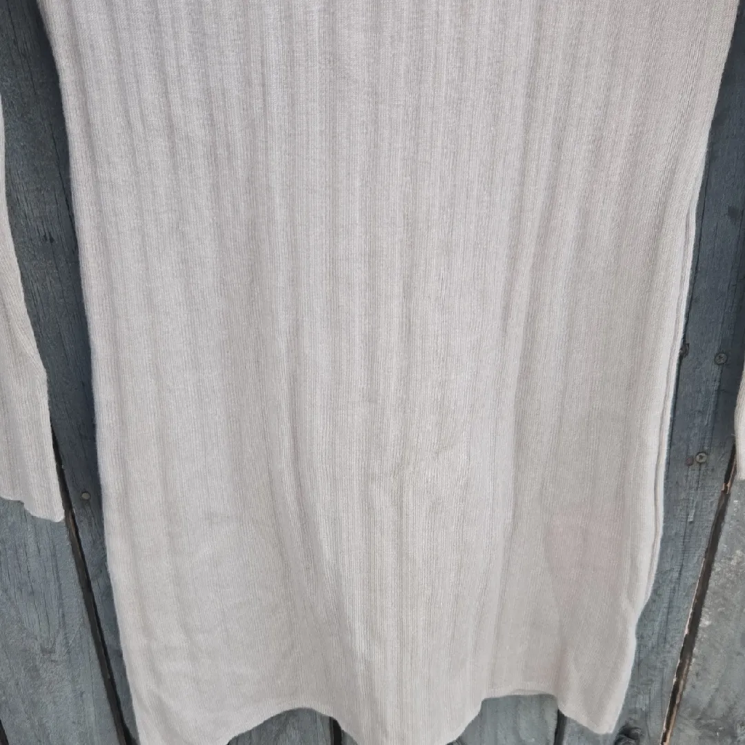 Abercrombie & Fitch  Beige Knit Dress - Image 5