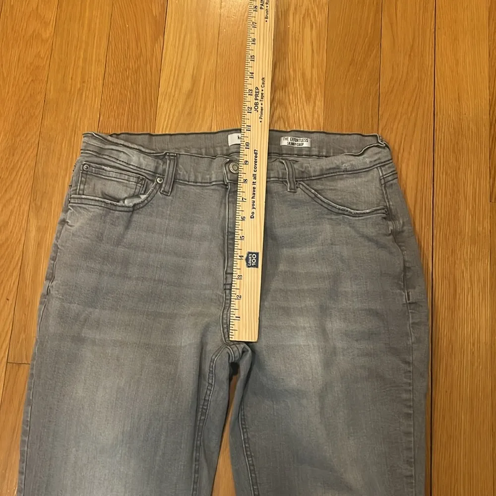 Kensie jeans women’s gray the effortless skinny  crop size 12. - Image 3