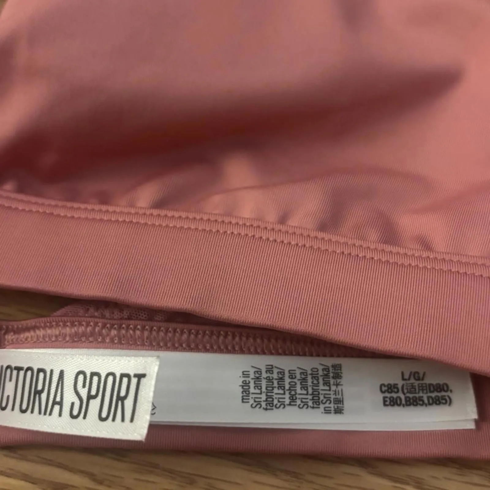 Victoria Sports Sports Bra Size Large - Image 2