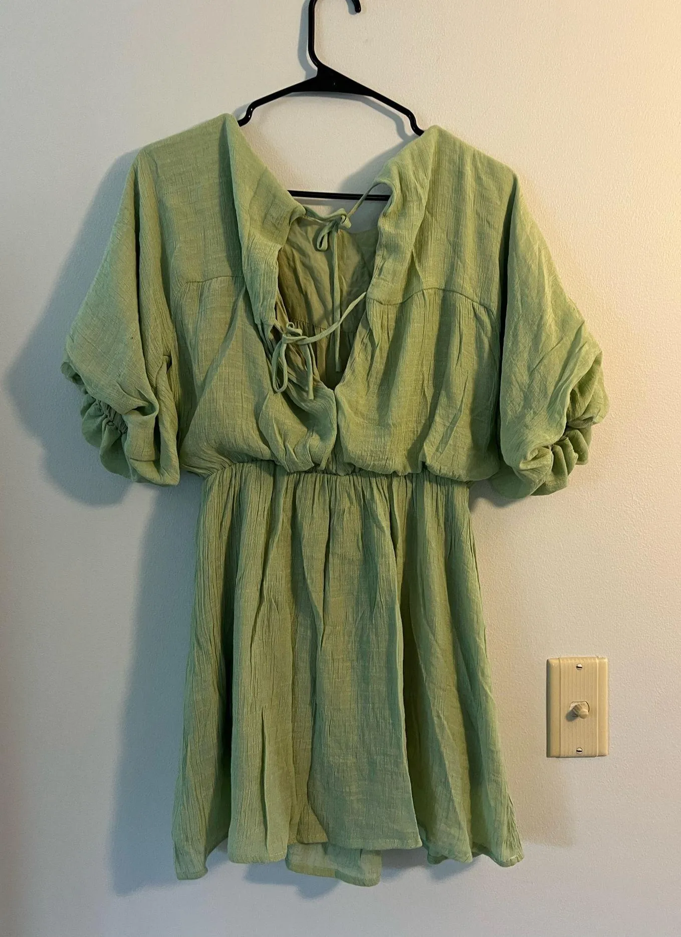 Float green dress - Image 3