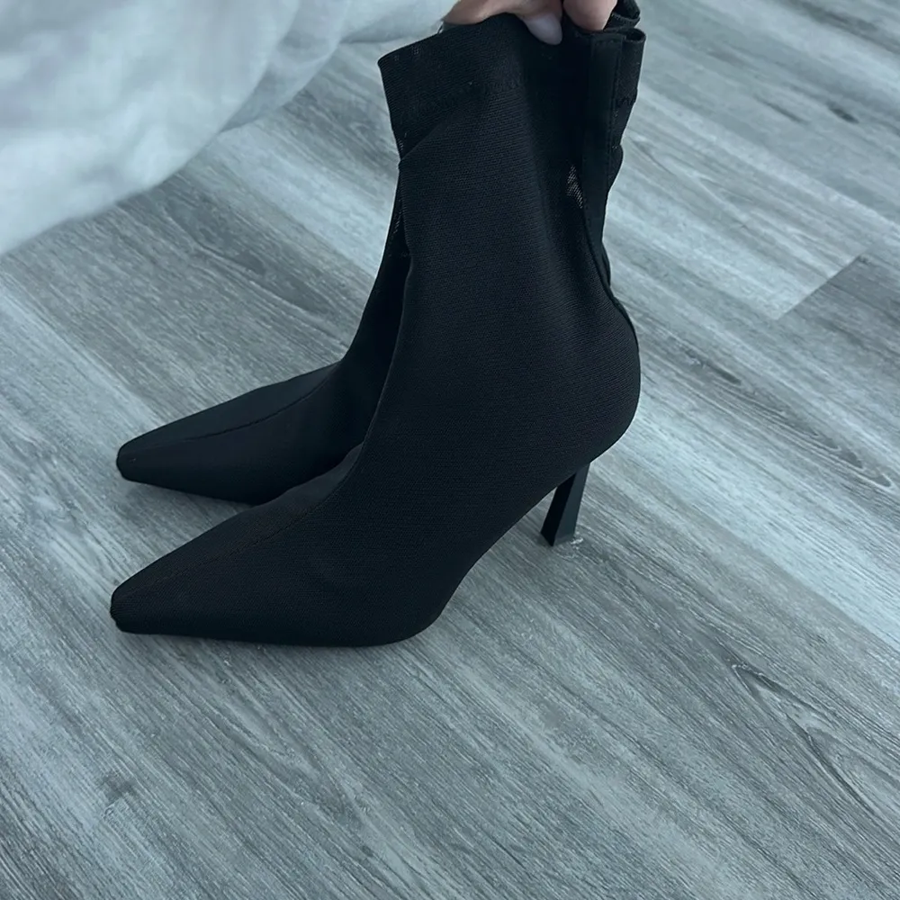 Zara Mesh Booties - Image 8