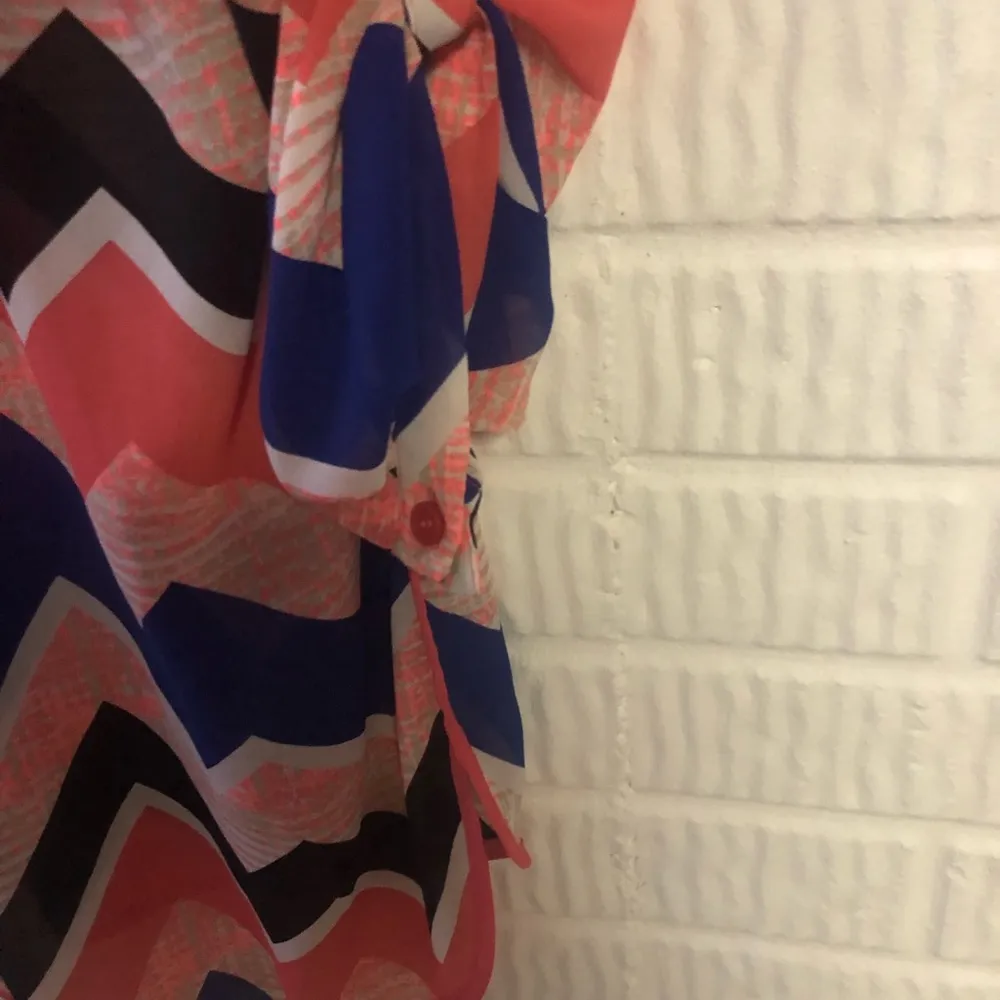 My Michelle Juniors L Sheer Chevron Top Shirt - Image 4