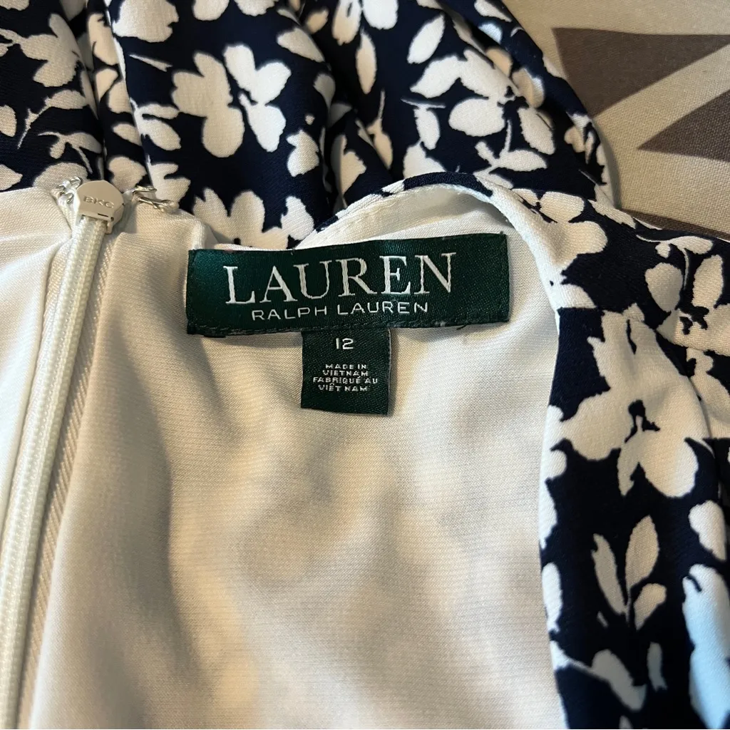 LAUREN Ralph Lauren Navy White Floral Stretch Jersey Knit V Neck Faux Wrap Dress - Image 3