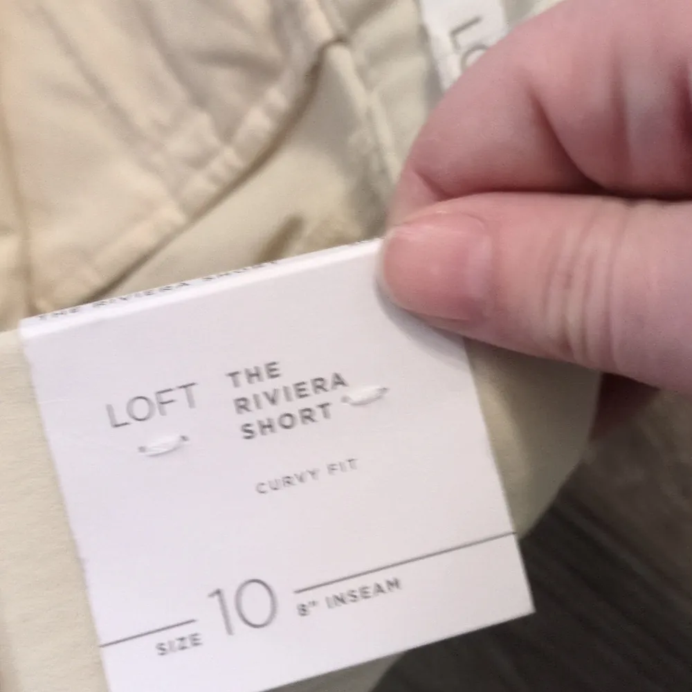 Loft the Riviera cream chino shorts size 10 - Image 4