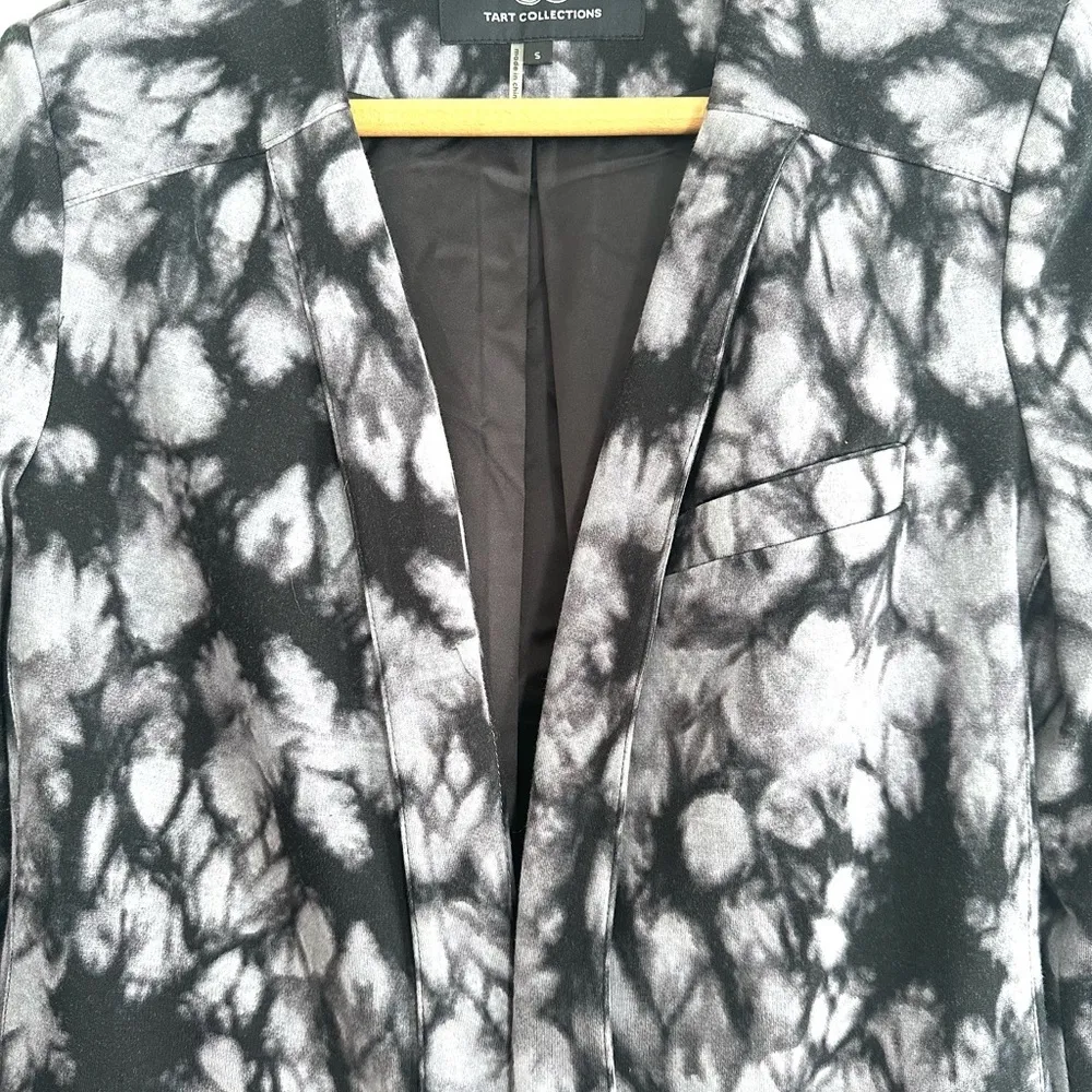 Tart Collections Small Black / White Blazer small - Image 6