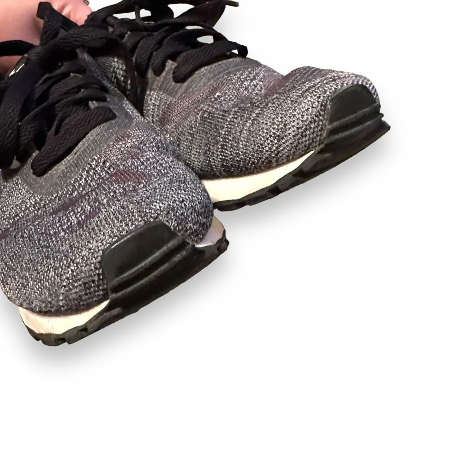 Nike MD Runner 2 ENG‎ Mesh Women’s Sneakers Activewear Shoes in Black/Gray Sz 6 - Image 6