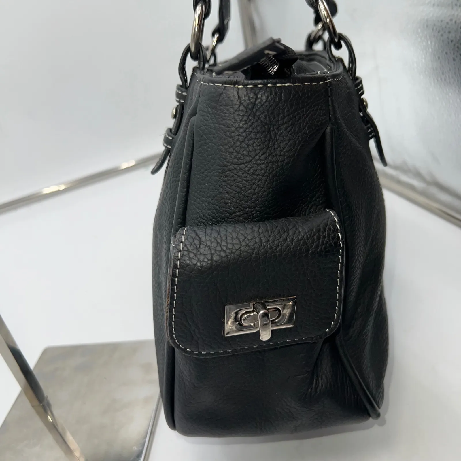 AmeriLeather Black Textured Leather Tote Bag Top Handle Silver Hardware - Image 3