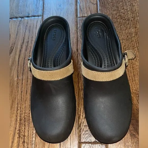 Crocs Womens Brown Shoes Size 8 Tan Mule Clog Heel Rubber Washable Closed Toe - Image 2