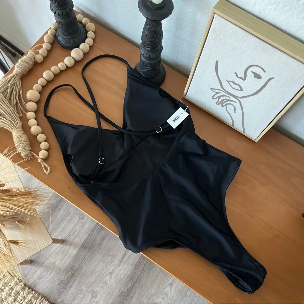 CRISSCROSS BACK BLACK ONE PIECE SWIMSUIT - Image 4