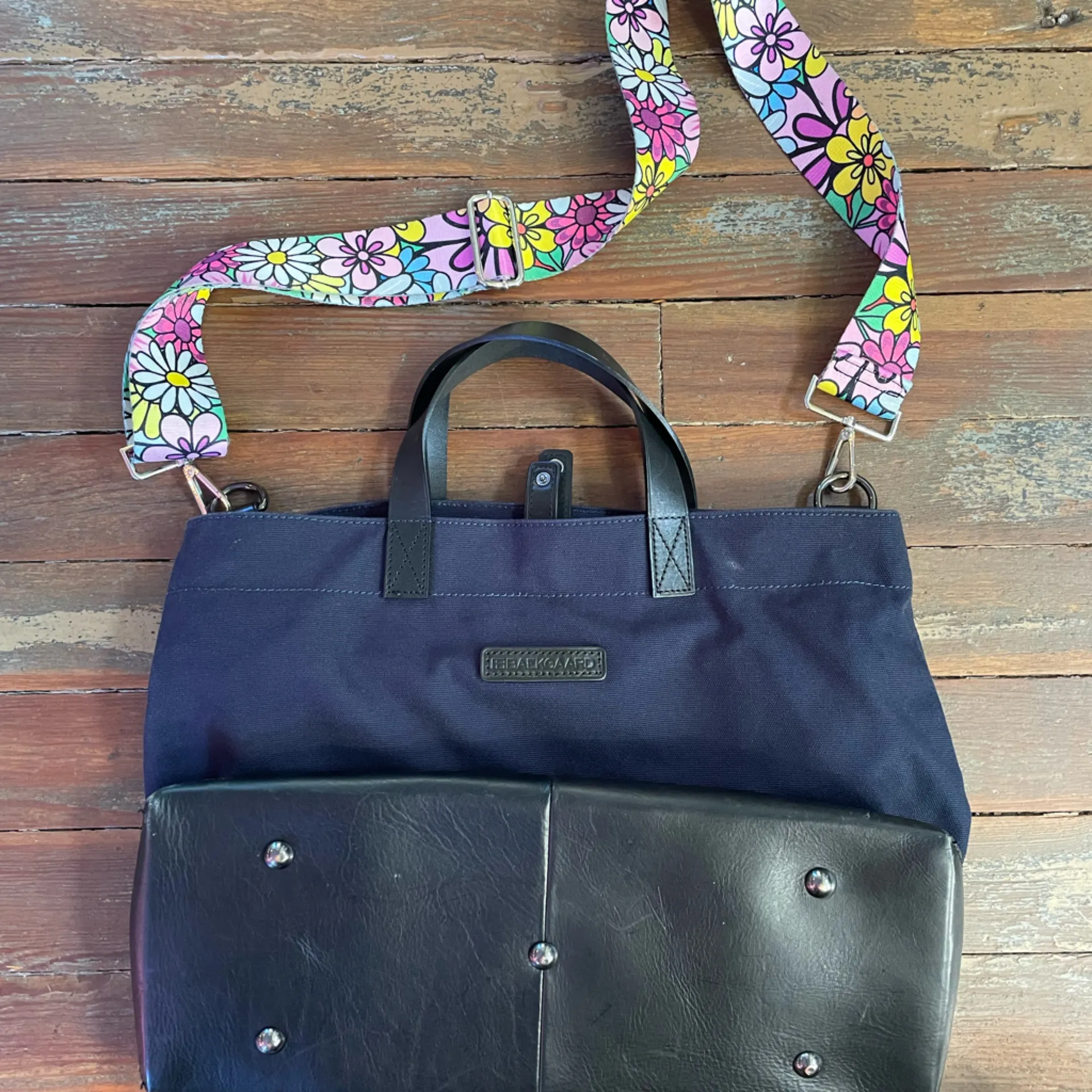 Baekgaard Oliver Metro Tote Bag – Navy Canvas & Black Leather + Floral Strap 💛🎀 Blue - Image 12