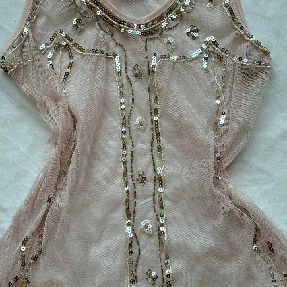 Wet Seal Vintage Pink silver & gold sequin bead beaded embellished cami tank top - Image 2