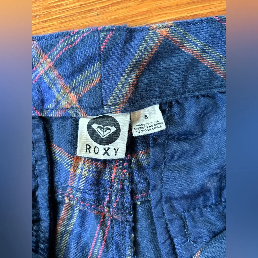 Roxy Vintage Plaid Shorts - Image 3