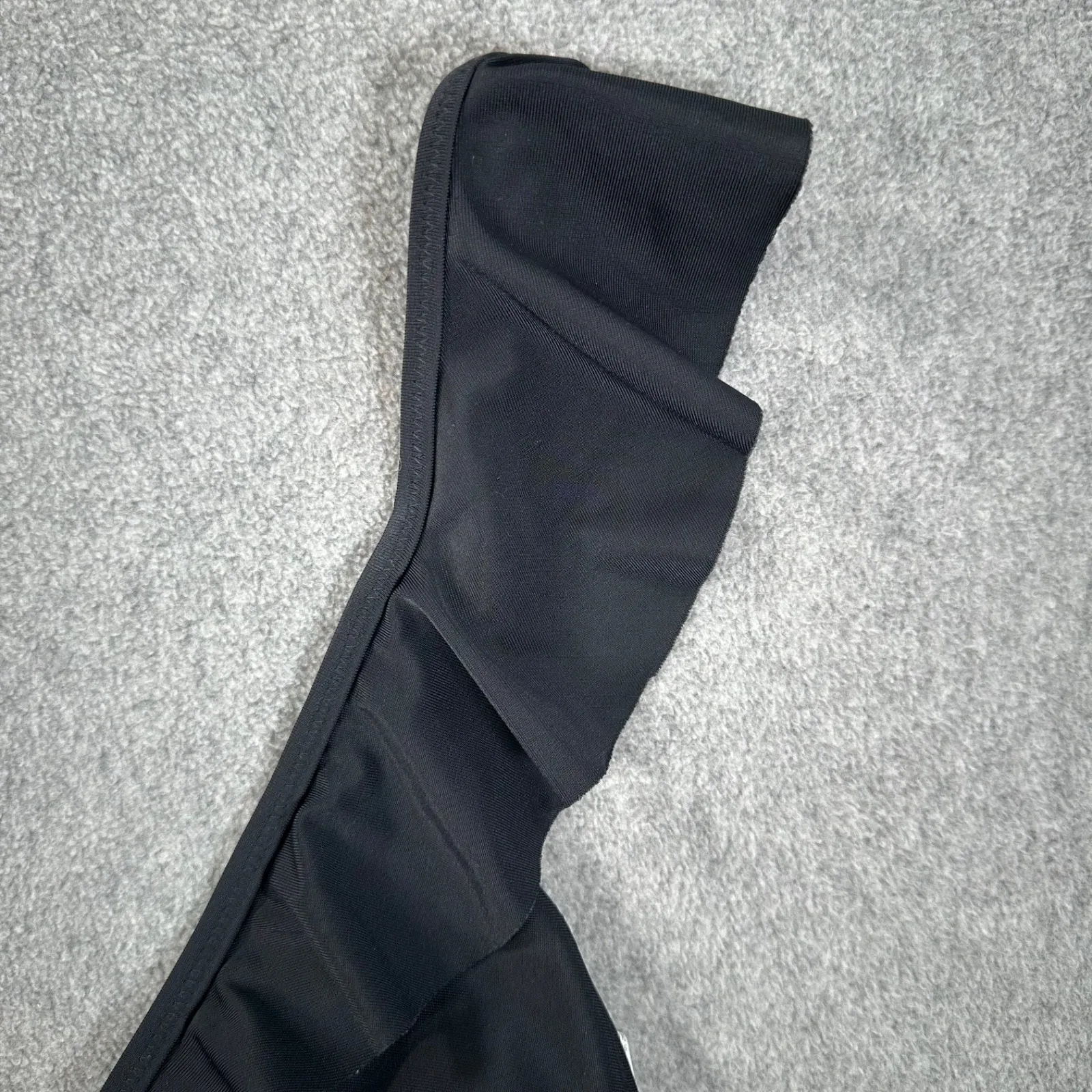 Aerie Triangle Ruffle Strap Bikini Swim Top Women's Small Black Beach Vacation - Image 2