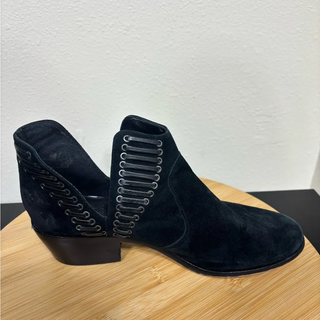 Vince Camuto Pevista Women's 9 Black Genuine‎ Leather Almond Toe Cut out Booties - Image 7