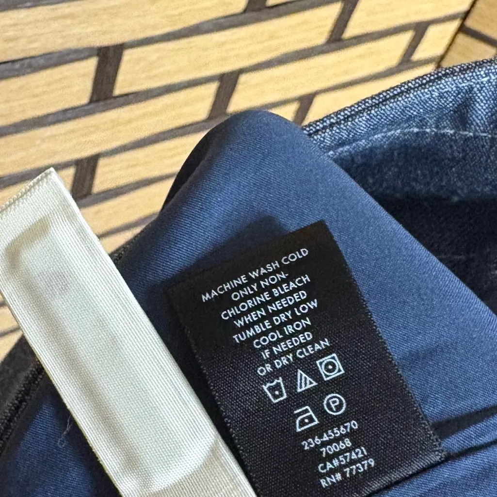 Ann Taylor Denim Skirt Size 12 - Image 8