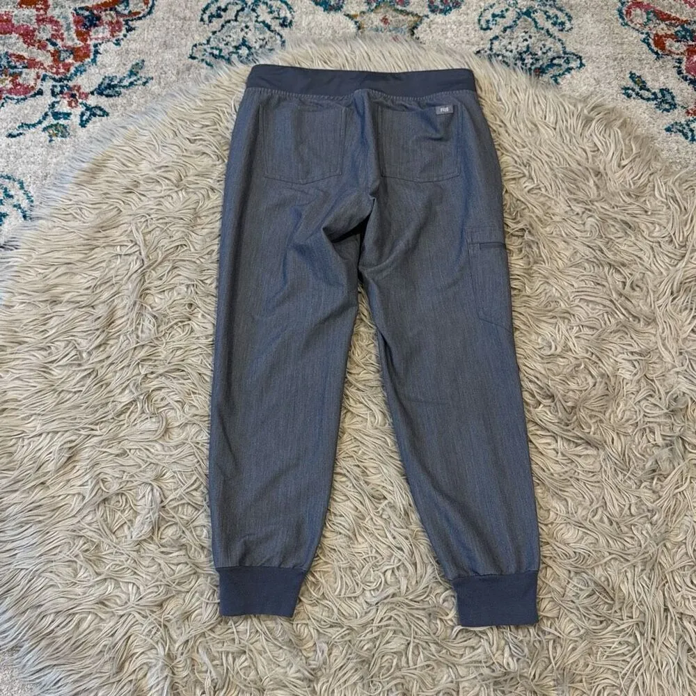 Figs scrub pants size small petite graphite? - Image 4
