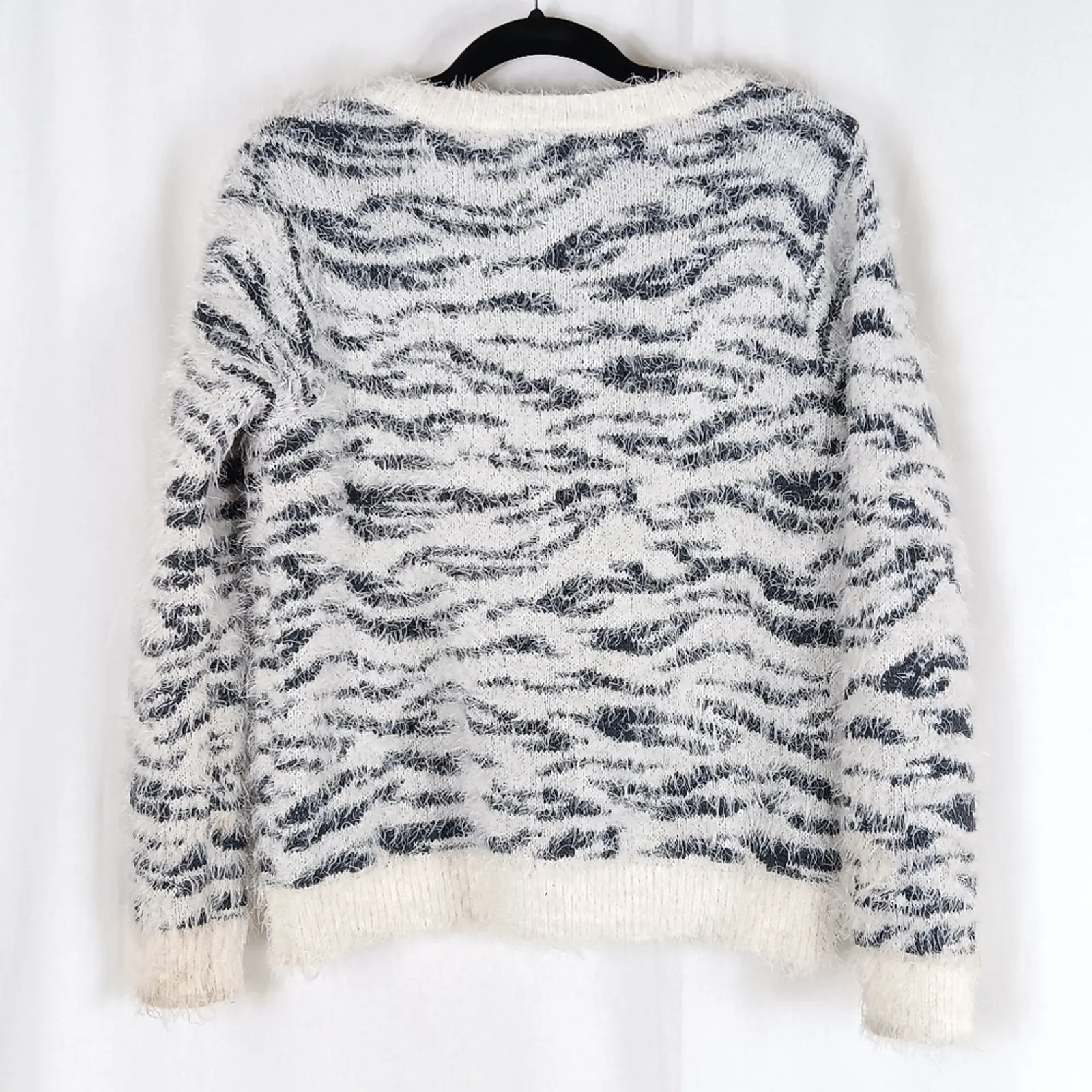 Mudd  Zebra Print Fuzzy Pullover Sweater Size S - Image 4