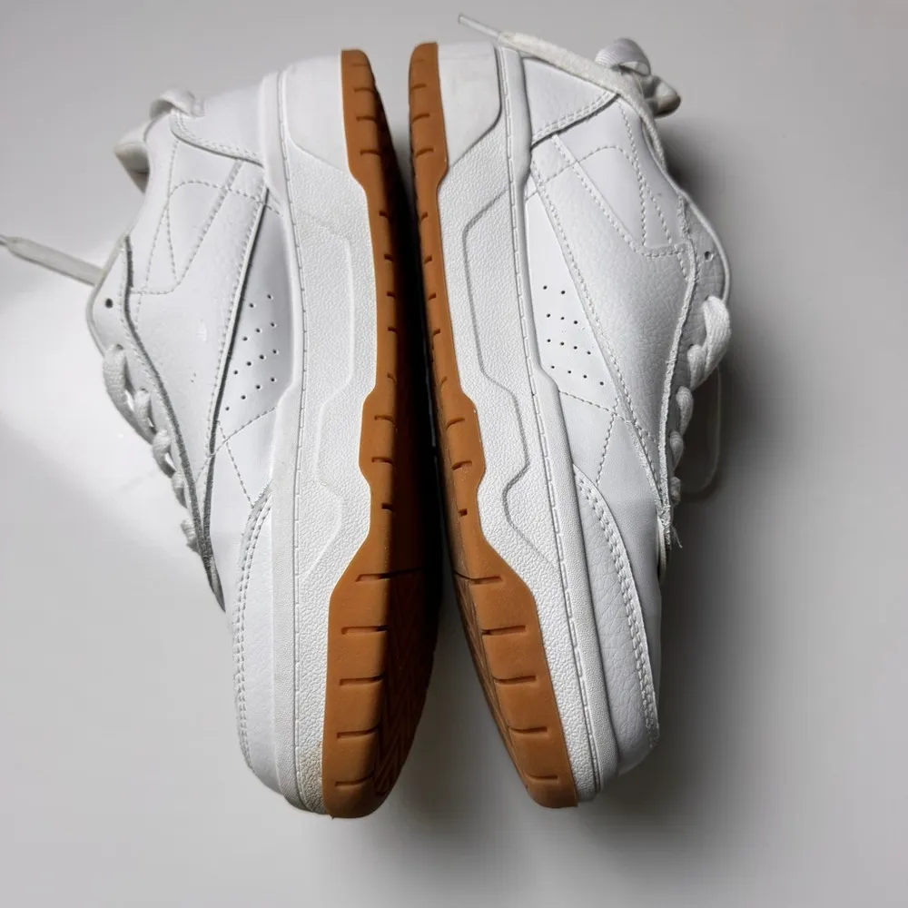 Reebok Women's Club C Double  Lace Up Sneaker Sz  8 - Image 7