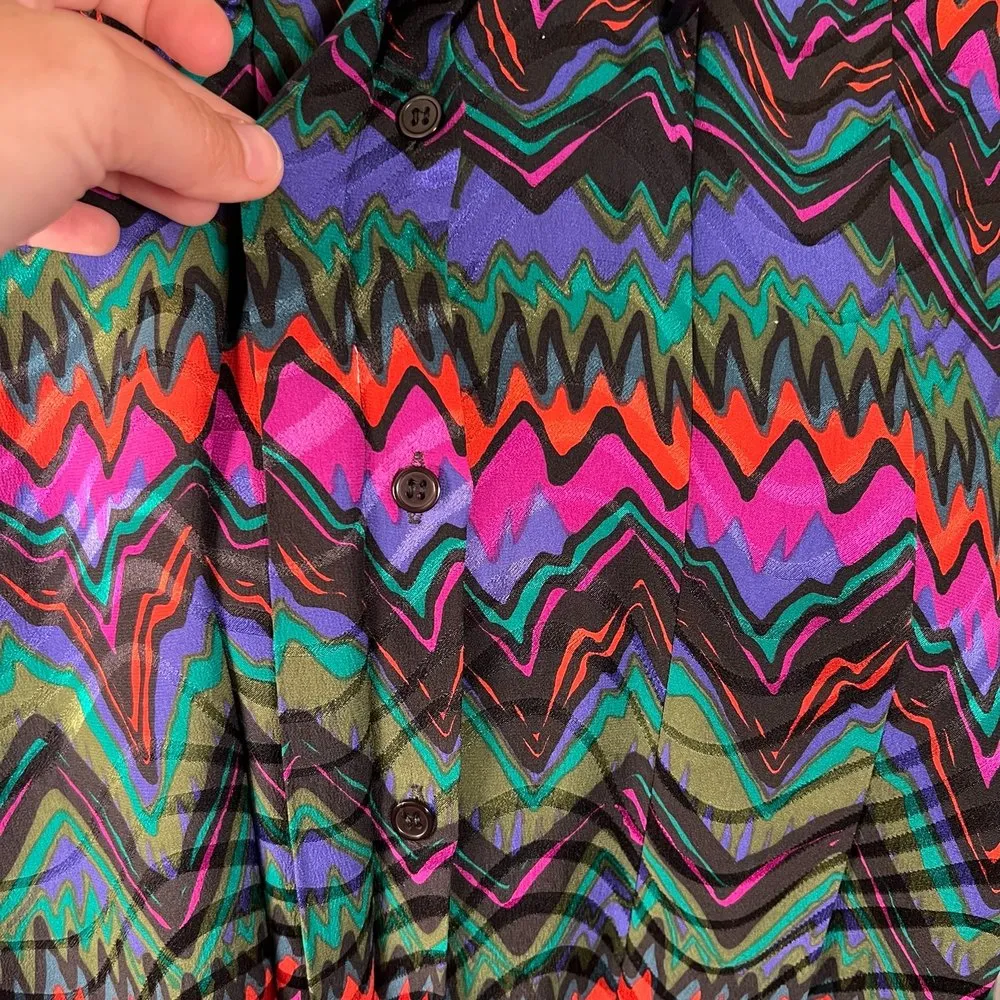 Neiman Marcus Vintage Bold Psychedelic Silk Blouse Size 4 - Image 6