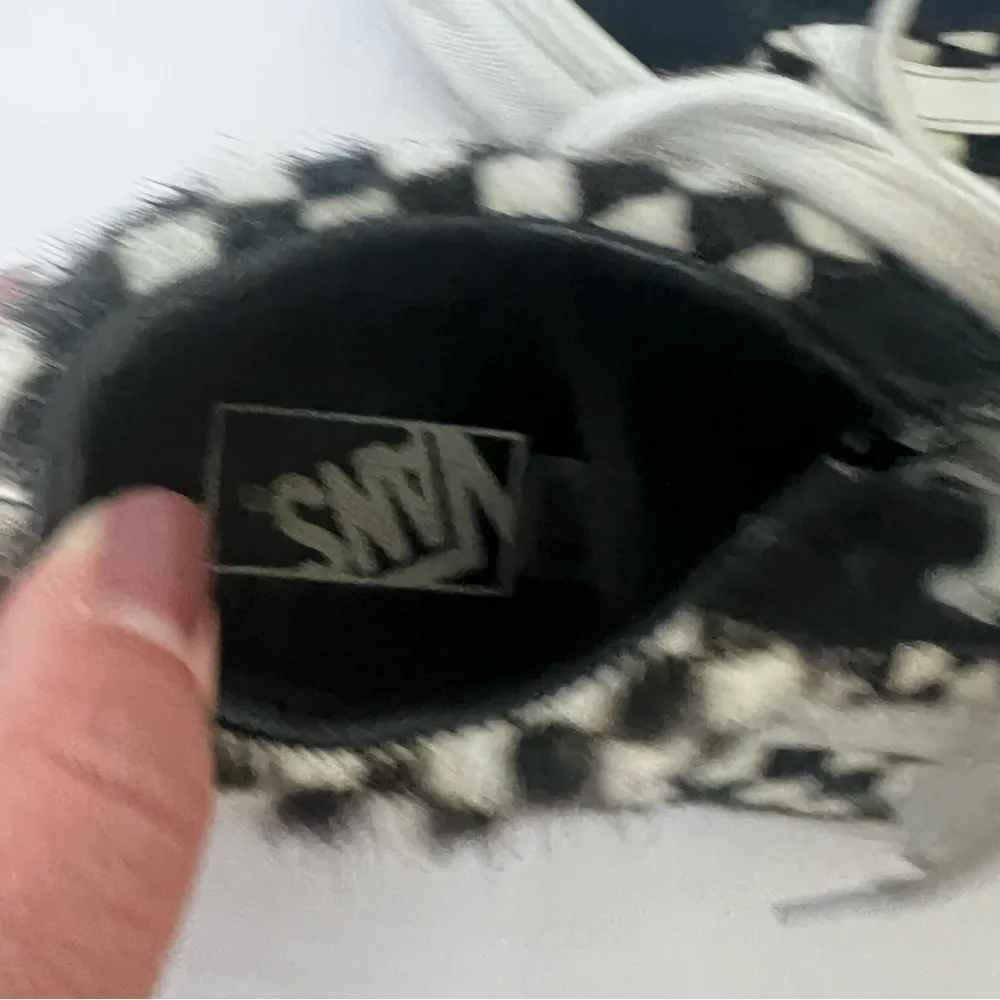 Vans Womens Madewell Collab Checkeboard Calf Hair Black White Sneakers Sz 6.5 - Image 3