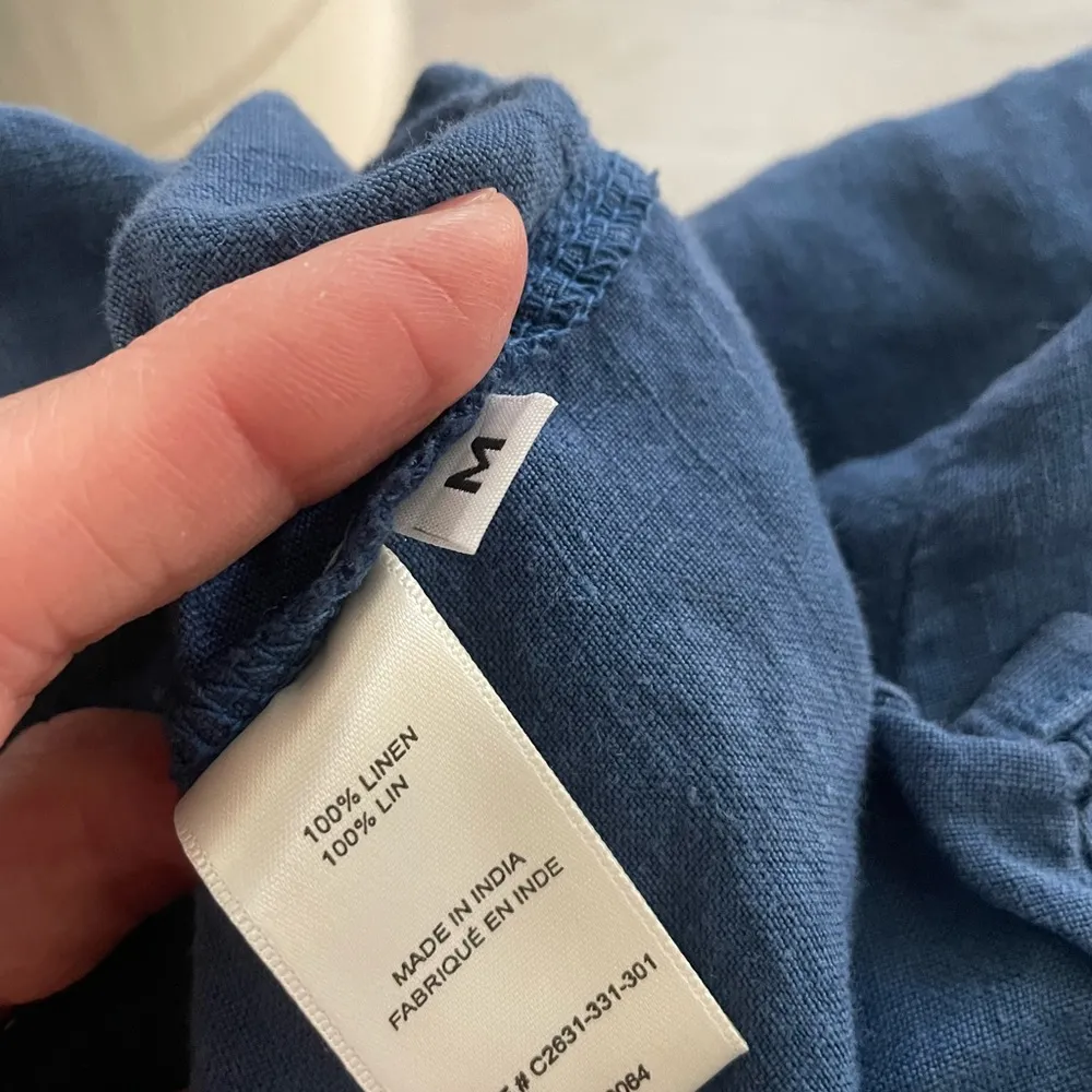 Cloth & Stone  Linen Hi/Low Roll Button Front Split Back Size Medium - Image 3