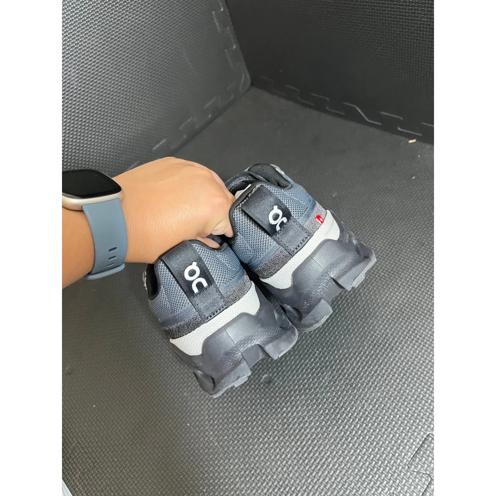 On Cloudsurfer Trail Sneakers Athletic Tennis Running Womens Shoes Gray Size 9.5 - Image 6