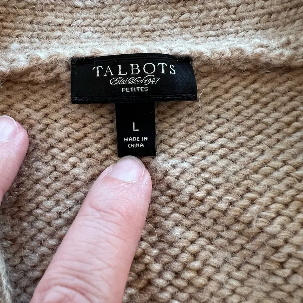 Talbots Petite Large sweater cardigan cozy - Image 3