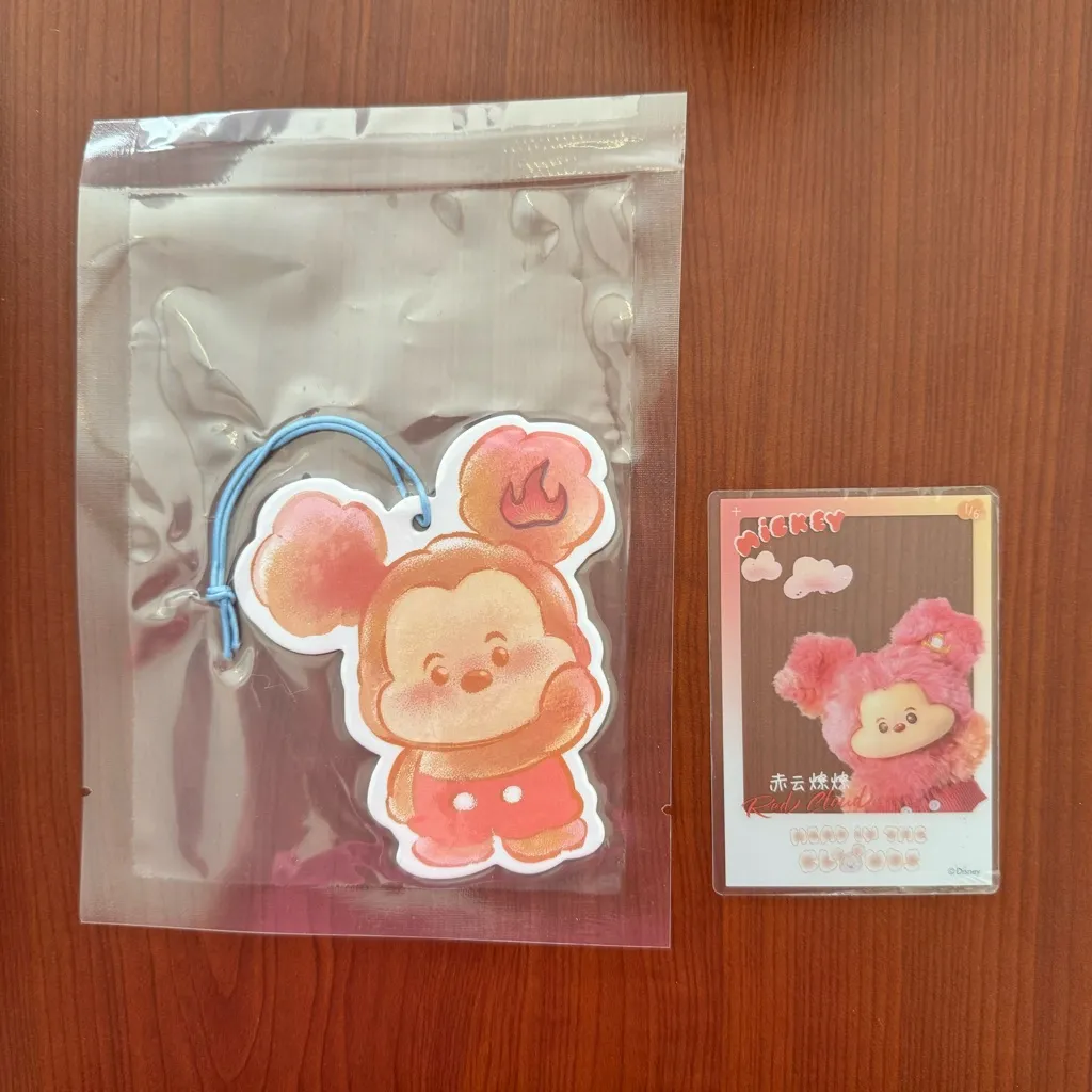 MINISO Disney Mickey Head in The Clouds Vinyl Plush Pendant Keychain - Red Cloud - Image 6
