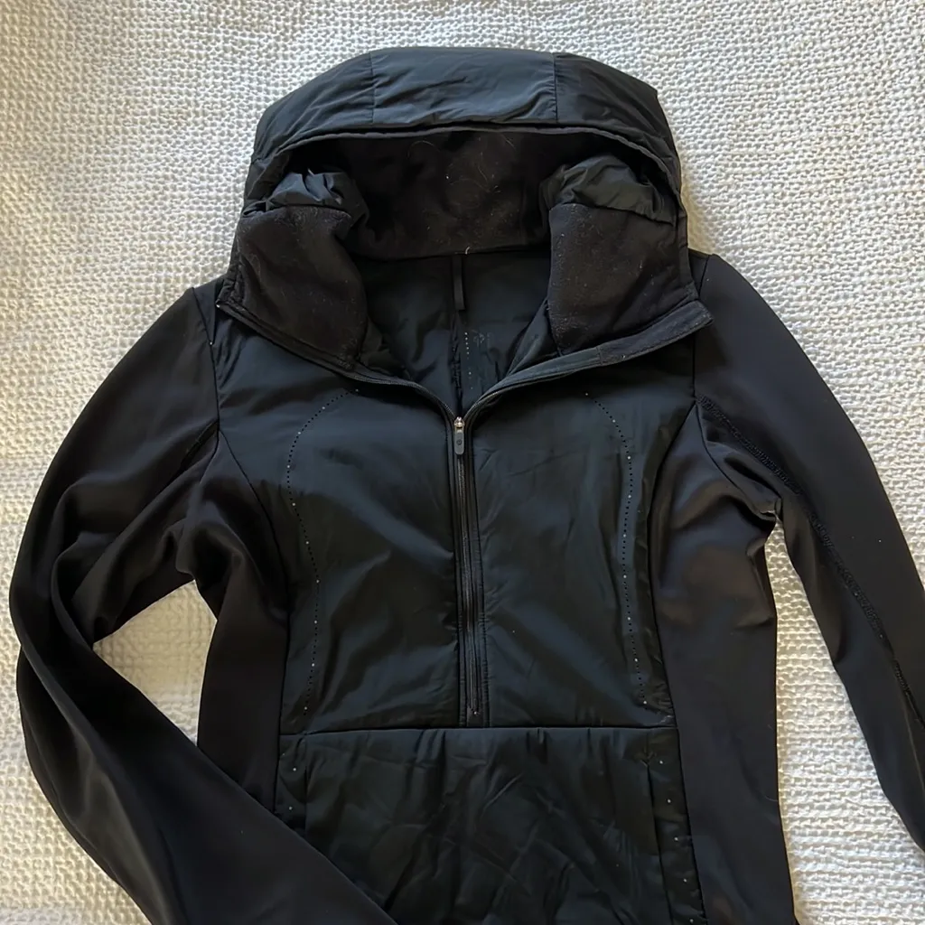 Lululemon  JACKET - Image 2