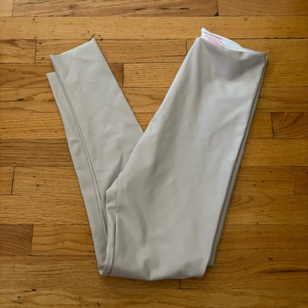 Commando Faux Leather Leggings Size Large - Image 3