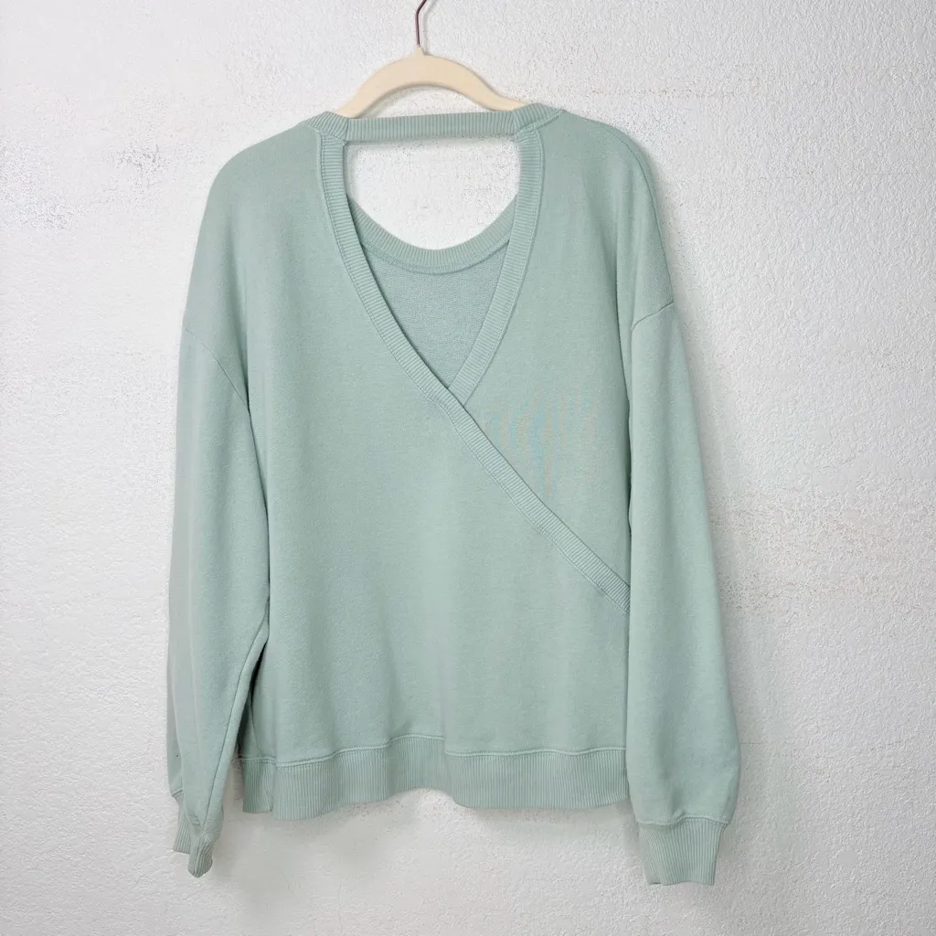 Hollister Oversized Fleece Sweatshirt Women’s S Sage Cut-Out Back Cozy 90s Y2K - Image 2