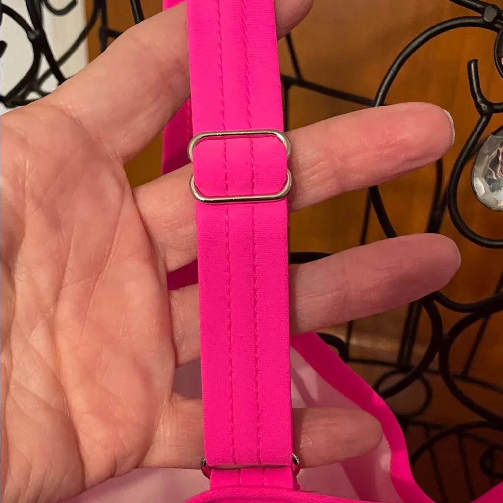 💗💗💗BOGOHO 💗💗💗Vibrant Pink Women's Top - Image 4