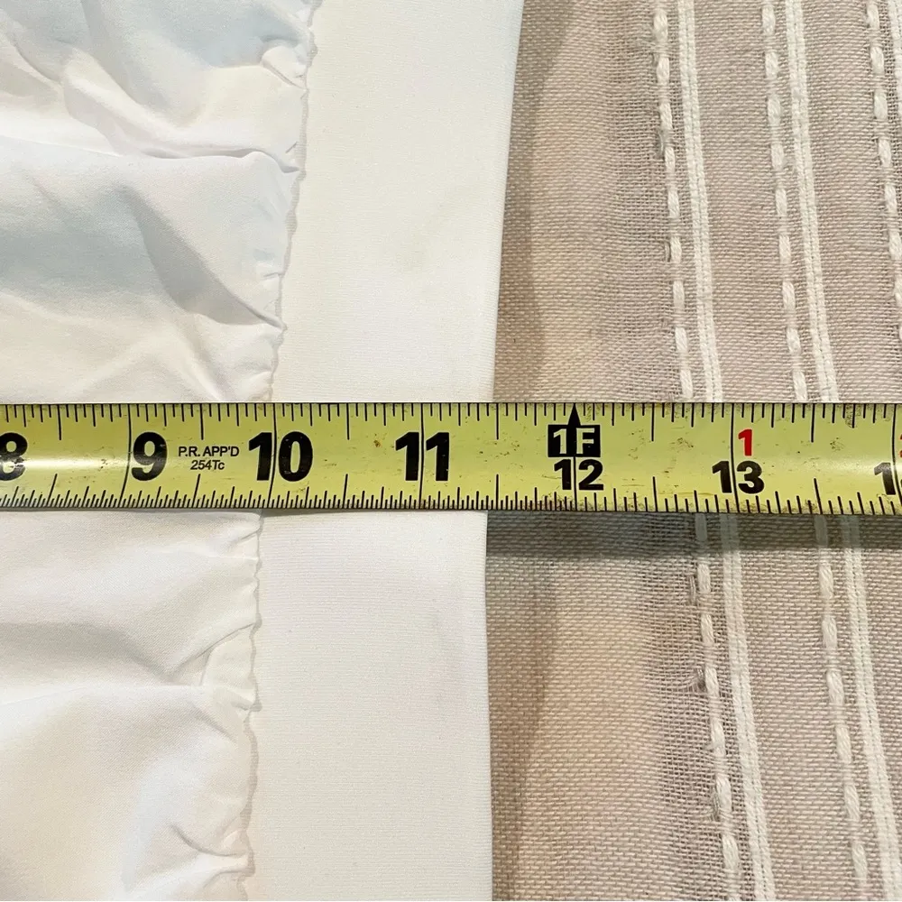 Fly By 2.0 Activewear Shorts in White Large NWT - Image 12