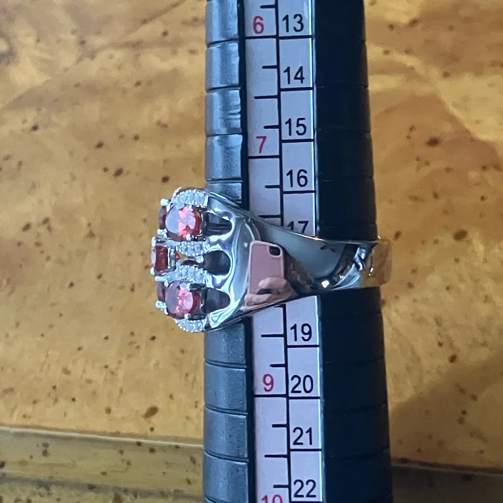 Color Changing Garnet Sterling Silver Cocktail Ring Size 8 Red - Image 10