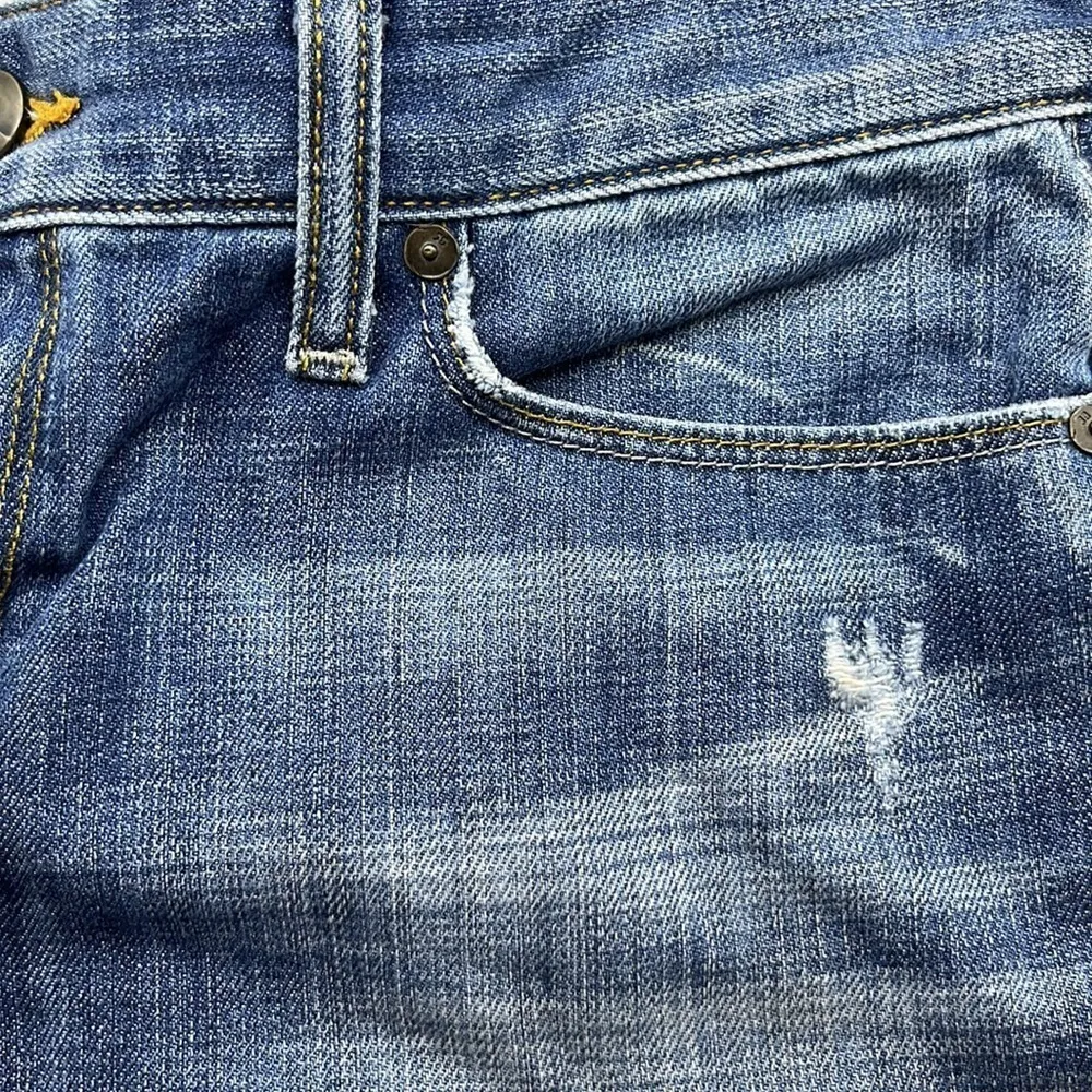 Joes Jeans 5” Inseam Mid Rise Shorts Size 26 - Image 14