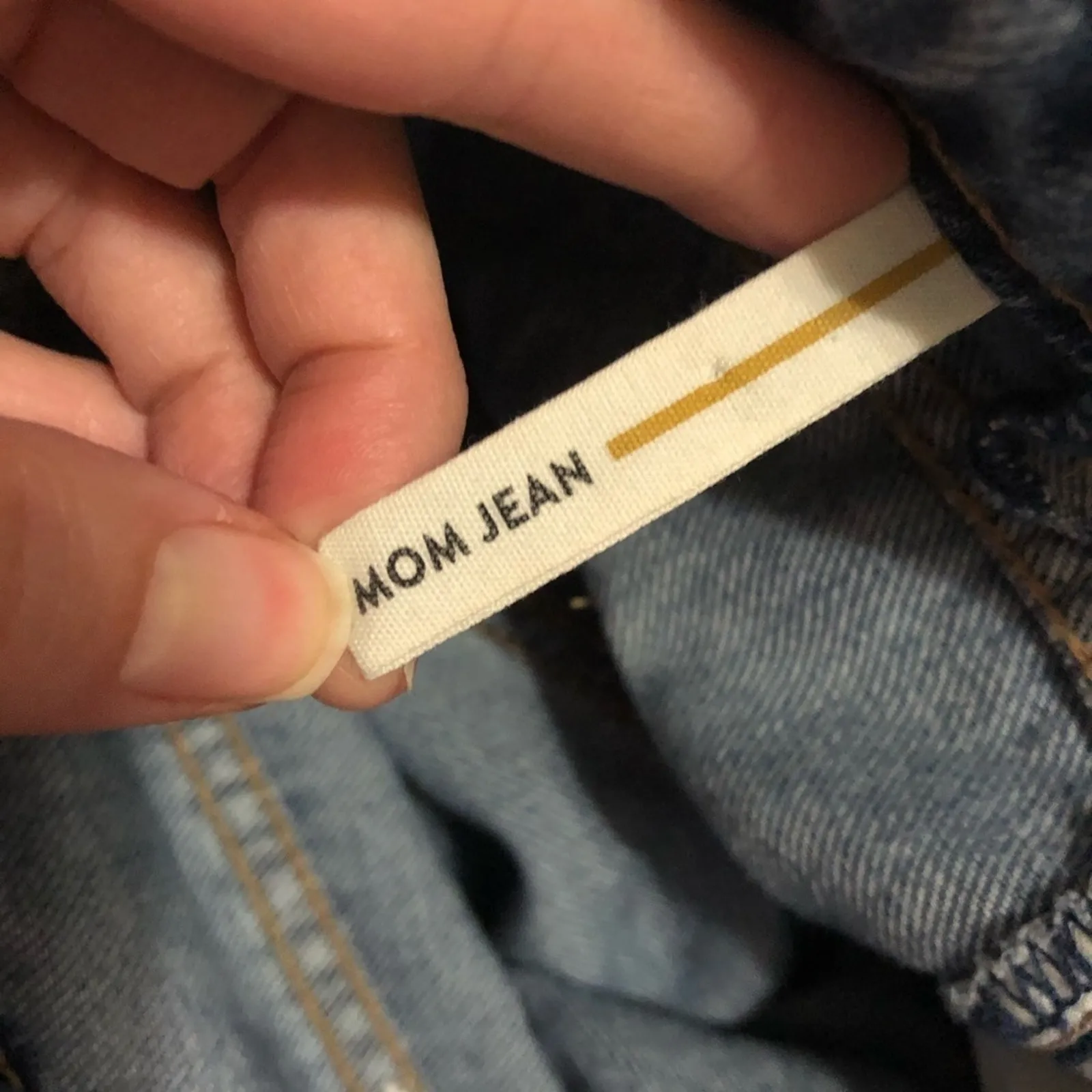 Garage Light Wash Heavily Distressed Mom Jeans Womens 9 Blue Denim High Rise - Image 5