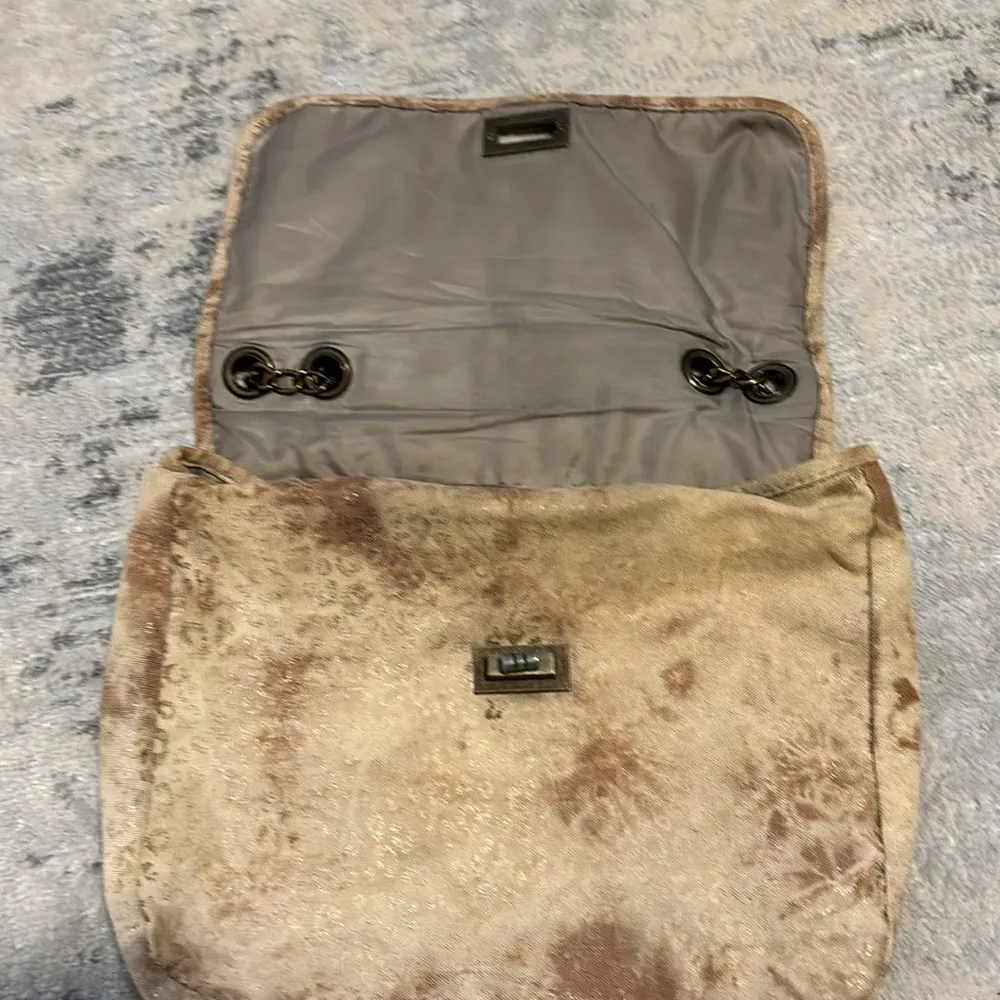 LULU Beige Hand Bag With Chain Tan - Image 6