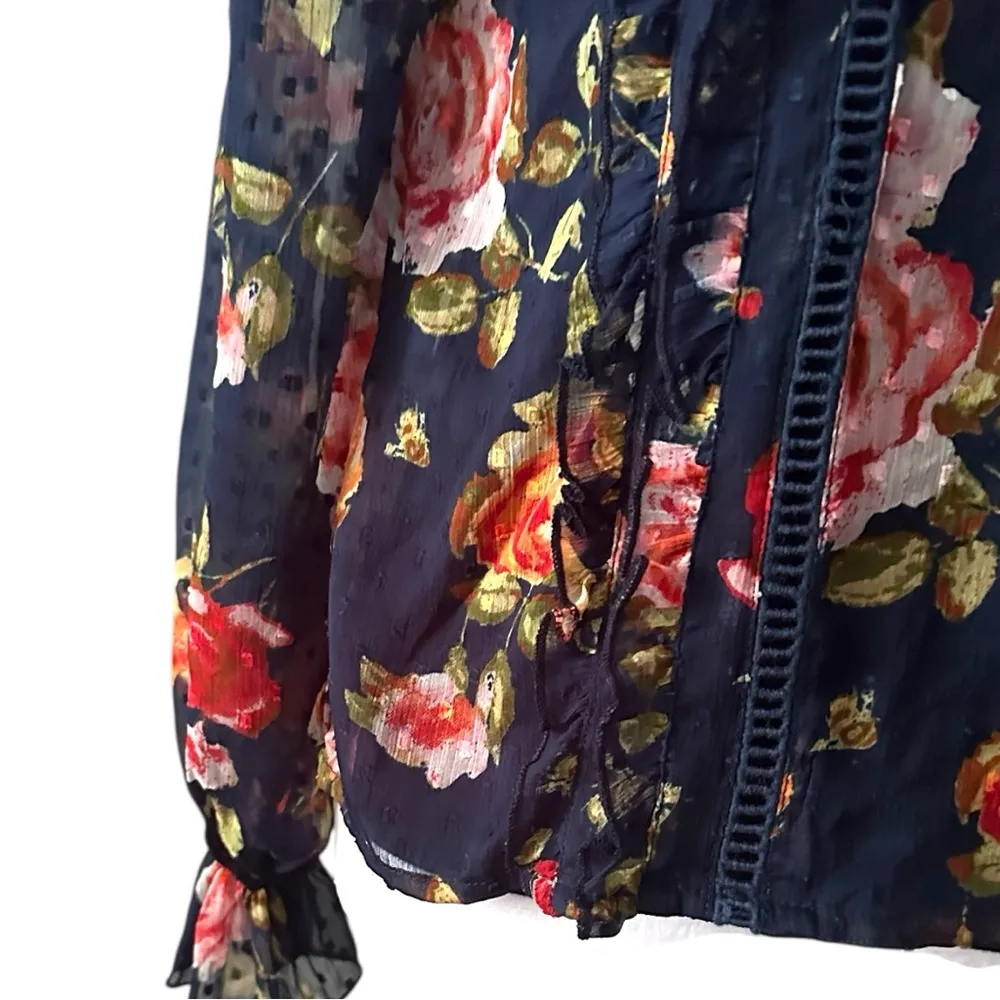 Kensie Red and Orange Ruffled Blouse with Peter Pan Collar Medium - Image 4