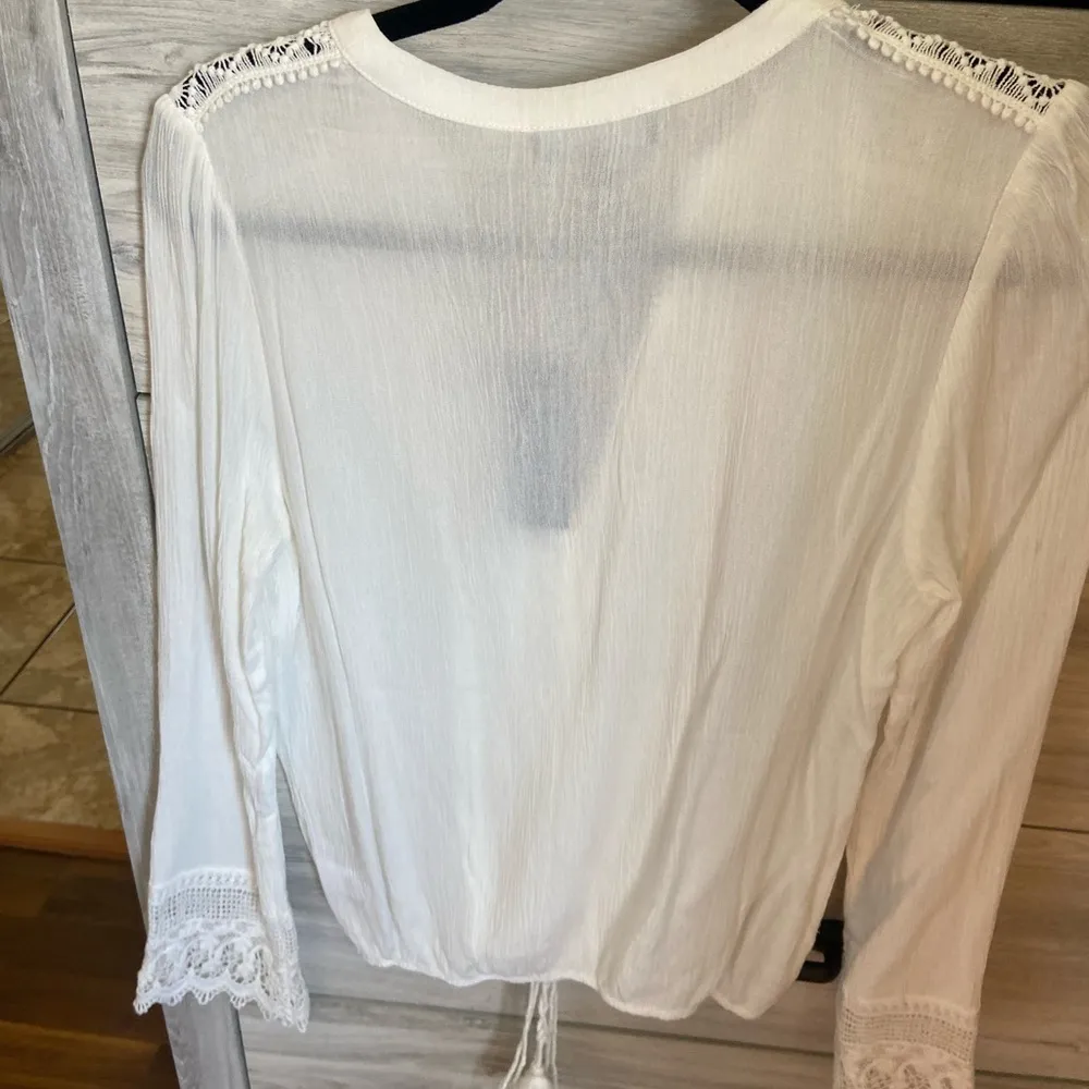Lulus long sleeve top - Image 4