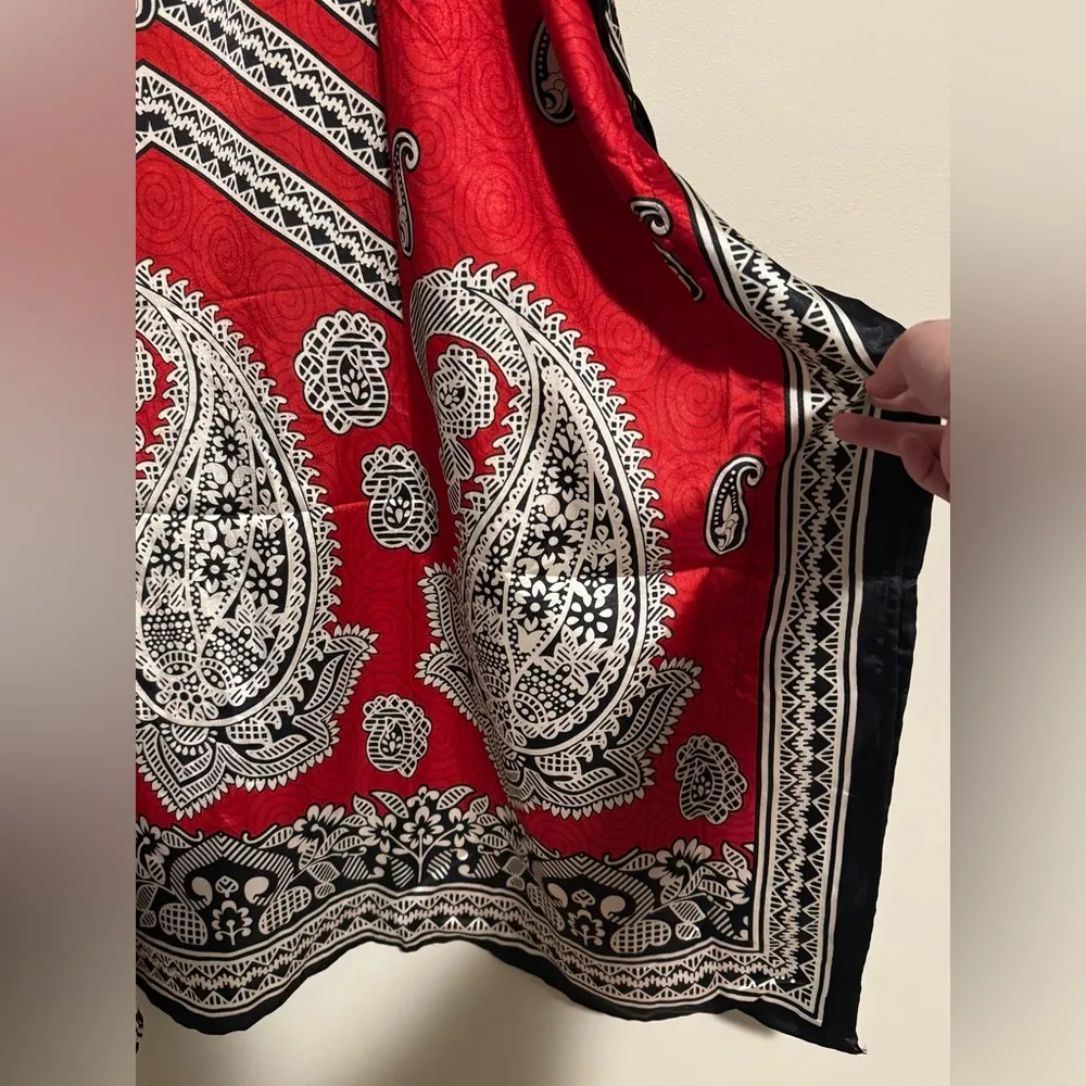 EUC Sante Classics Red and Black Paisley Kaftan One Size Size undefined - Image 9