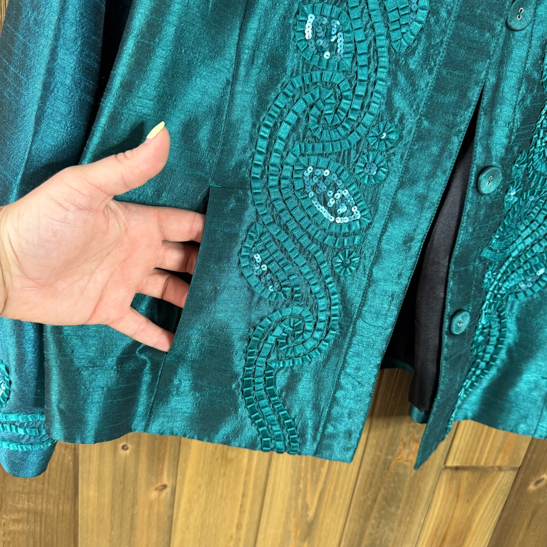 Chicos emerald green sequin embroidered jacket - Image 5