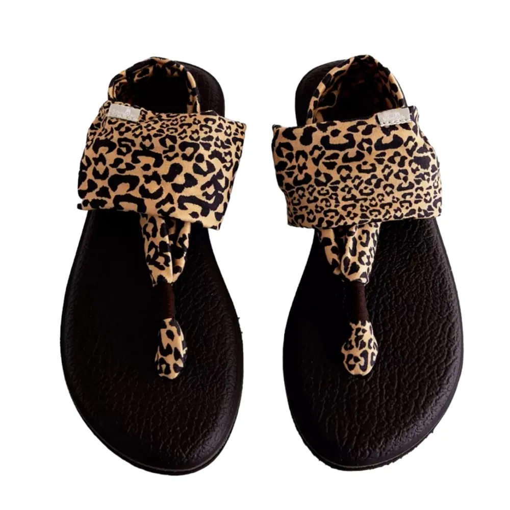 Sanuk Ladies Yoga Sling 2 Flip SIZE 6 NEW CHEETH PRINT - Image 2