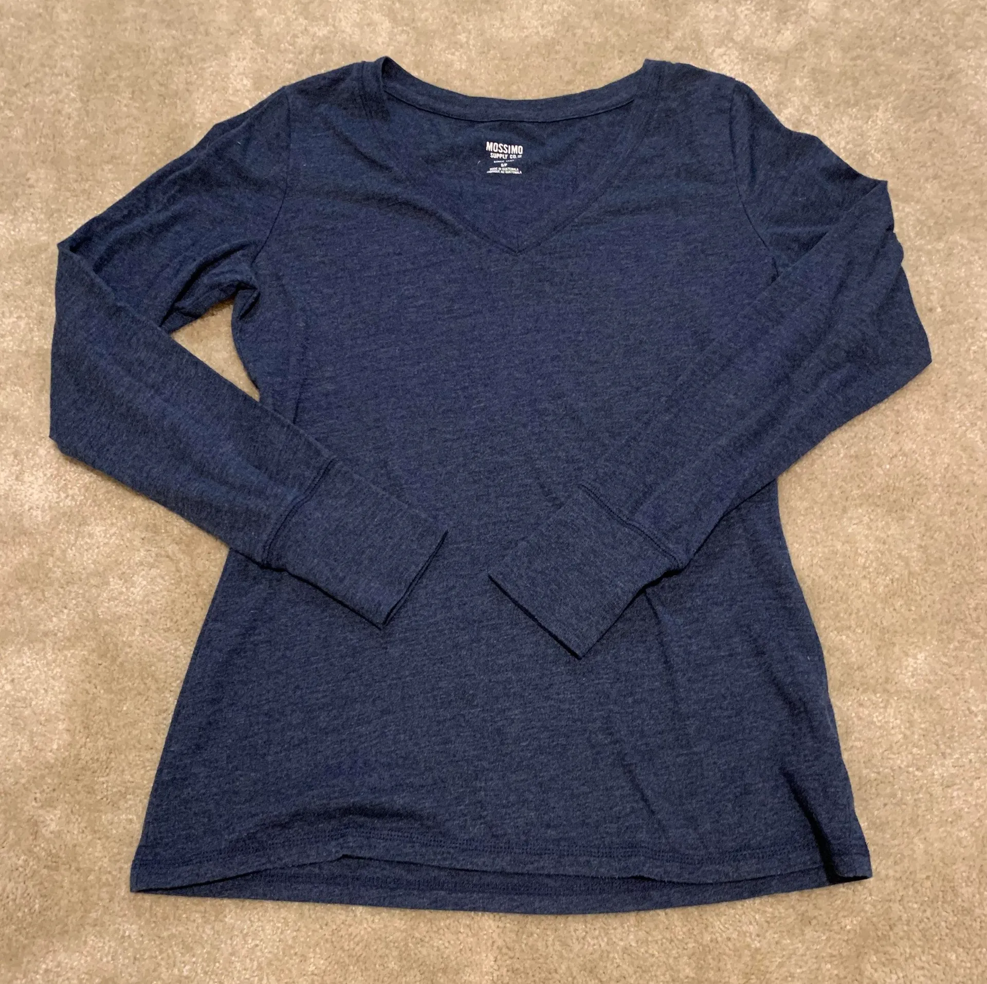 Mossimo V- Neck Long sleeved Tee - Image 3