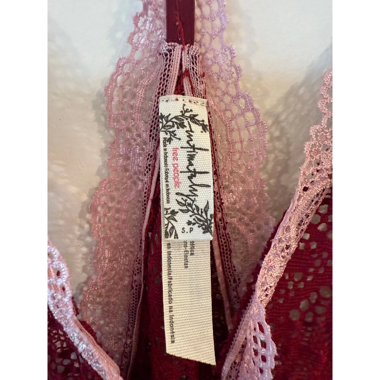 Free People Intimately Bodysuit Womens Small Maroon Nylon Stretch Lace Be My Bae - Image 4